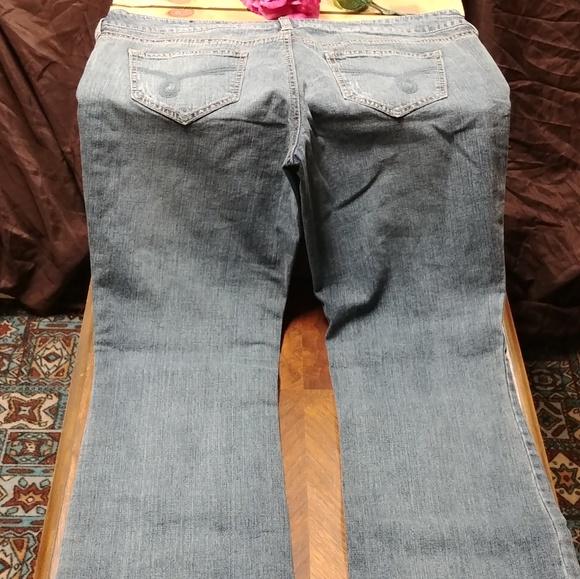 FINAL PRICE⭐PERSONAL IDENTITY (pants)⭐ (⭐ bundle 2 listing's with a ⭐ for $15 ⭐) - Picture 6 of 7